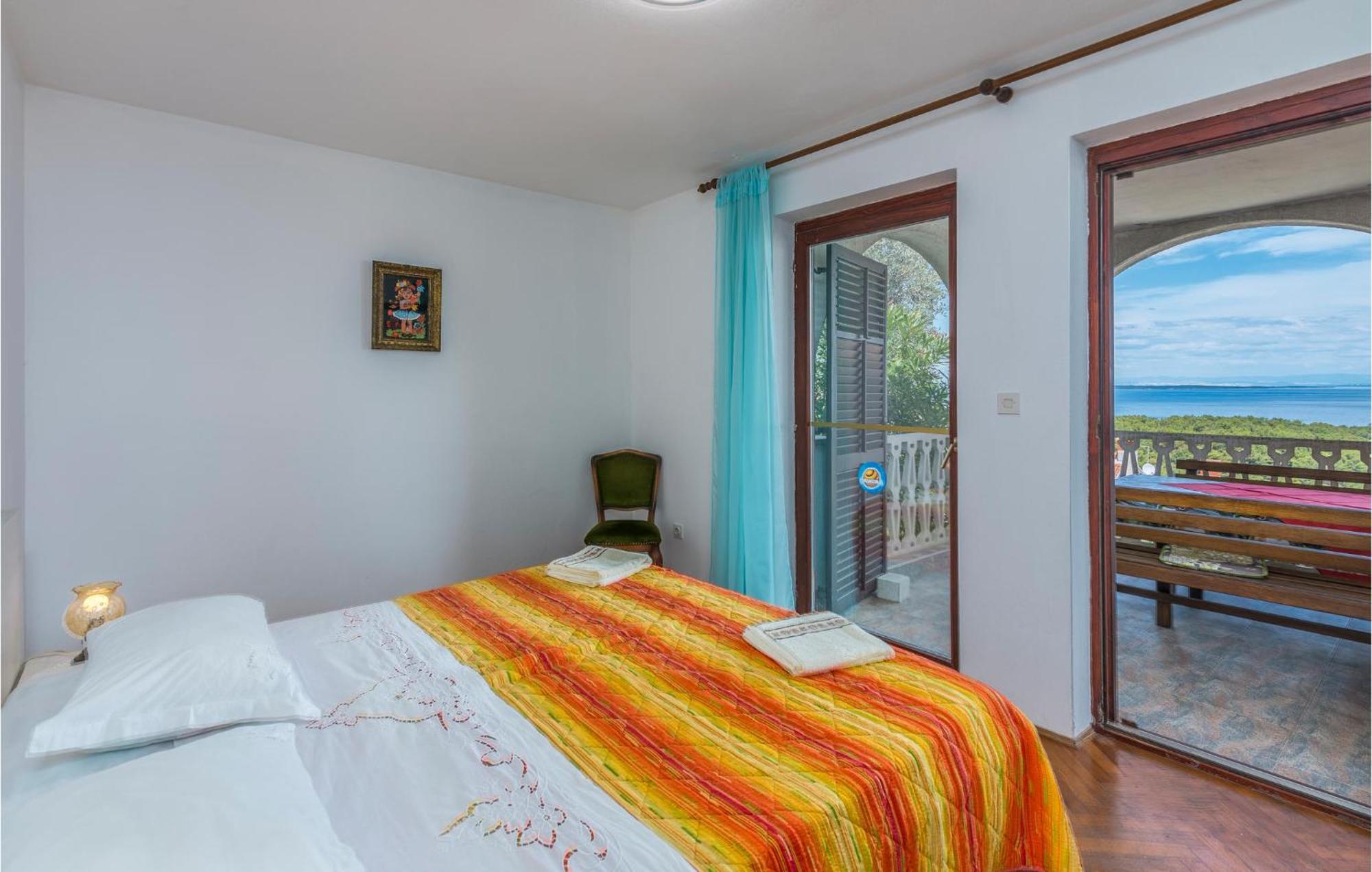 Lovely Apartment In Mali Losinj With Kitchen Esterno foto